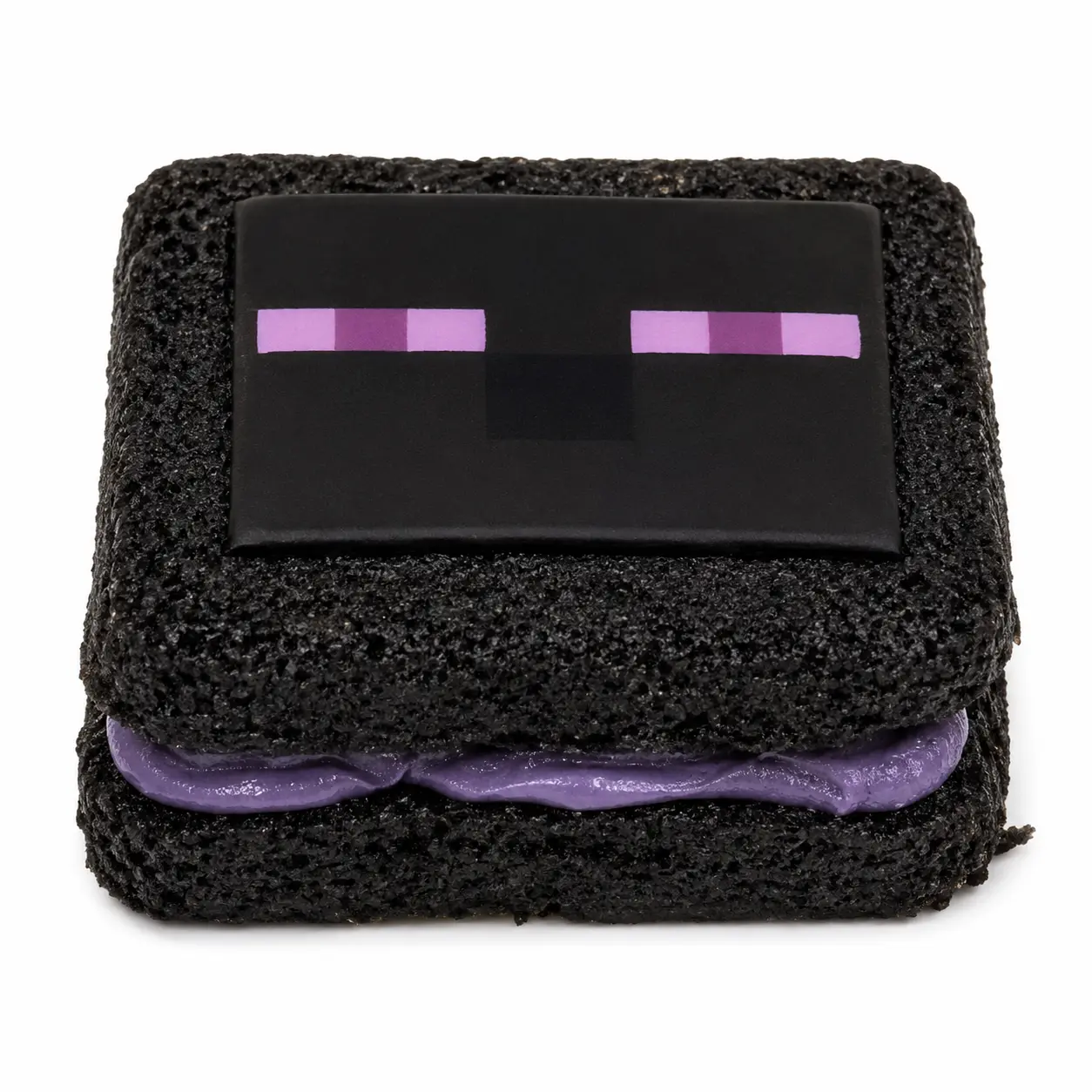 Enderman Cookies & Cream Sandwich Crumbl